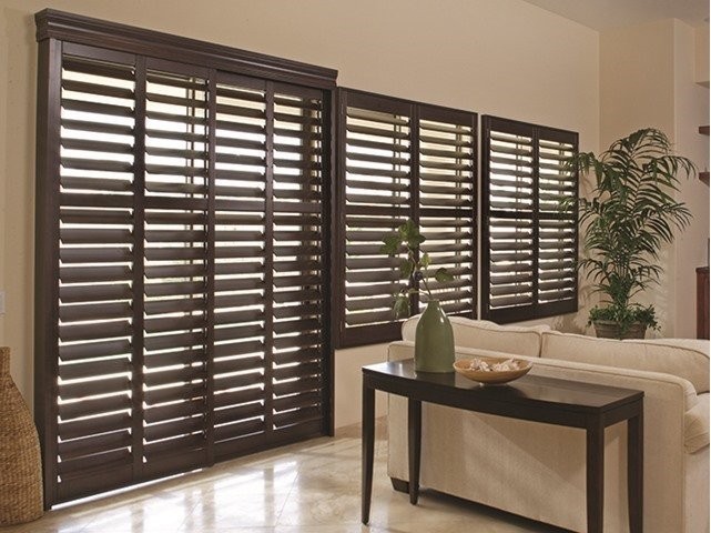 Hunter Douglas Dealer Image